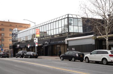 181-215 bay street-13