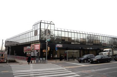 181-215 bay street-18